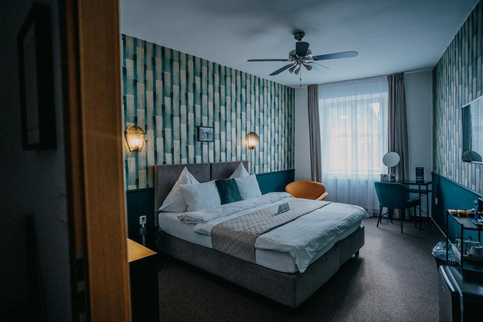 House Hotel Hradec Králové Екстериор снимка
