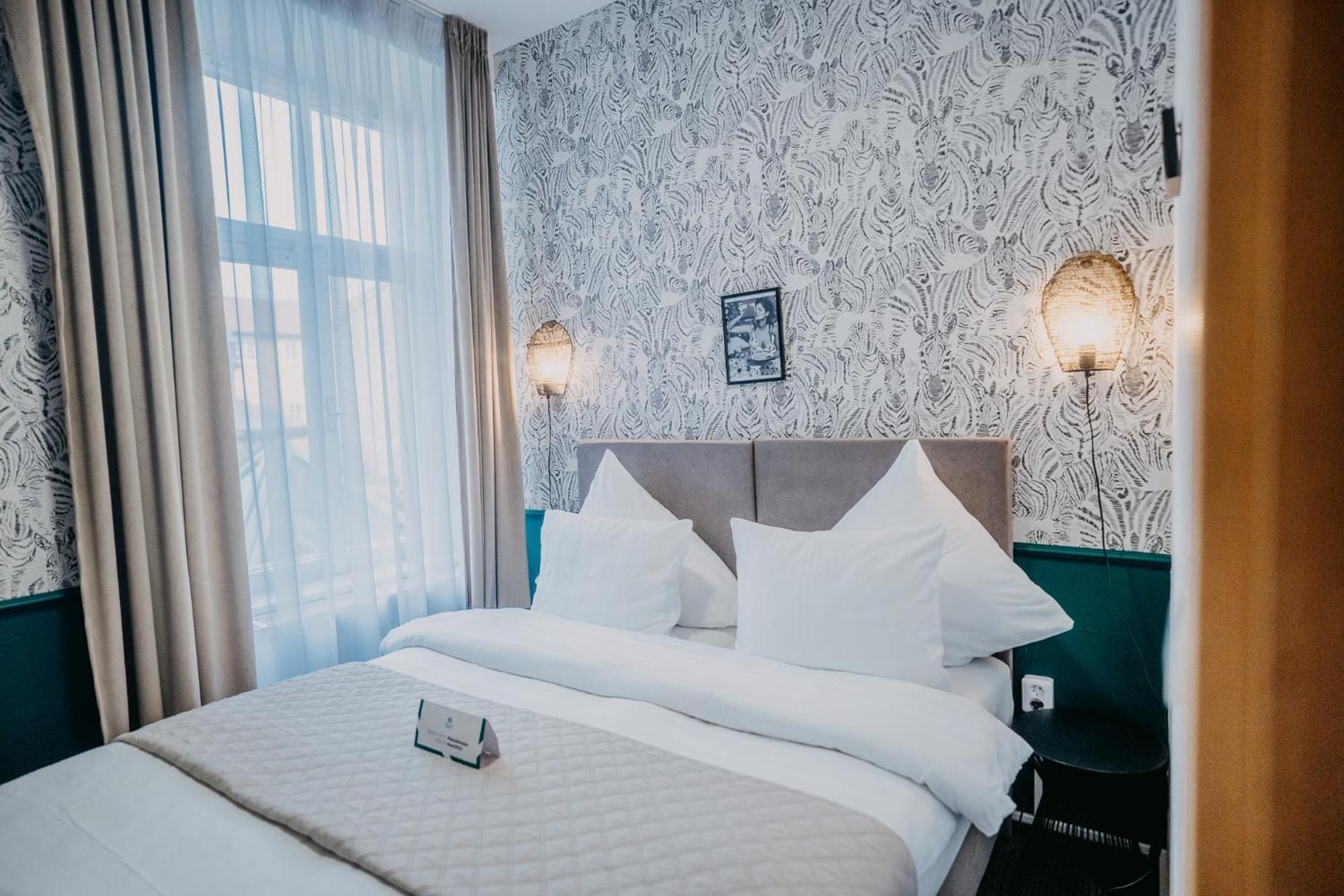 House Hotel Hradec Králové Екстериор снимка